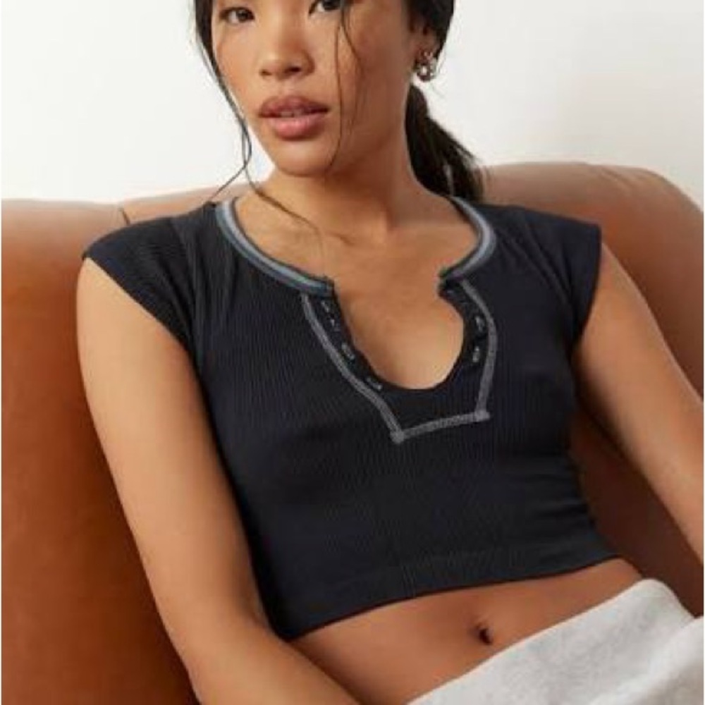 Urban Outfitters Black Ribbed Crop Top